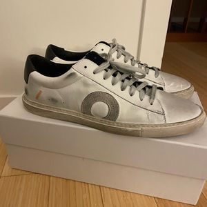 Oliver Cabell Tigger size 44